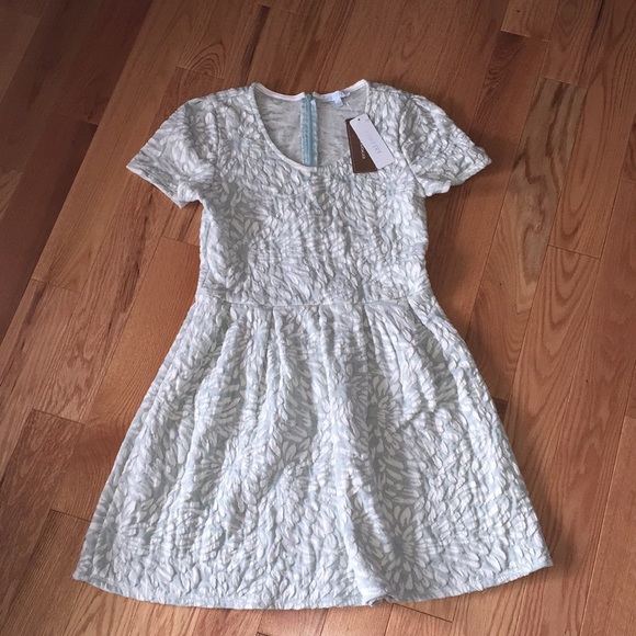 jun & ivy Dresses & Skirts - 🌻FRANCESCA’S JUN+IVY MINT DRESS🌻